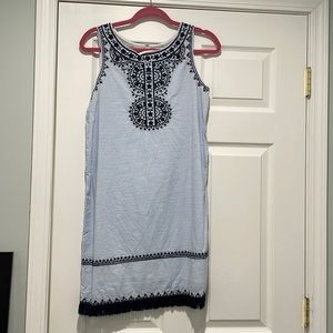 Vineyard Vines Blue and White Embroidered Short Dress